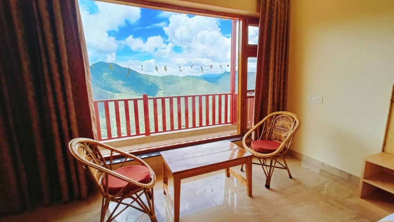 The Vintage Hill Village - Himalayan Boutique Resort Kanatal Buitenkant foto