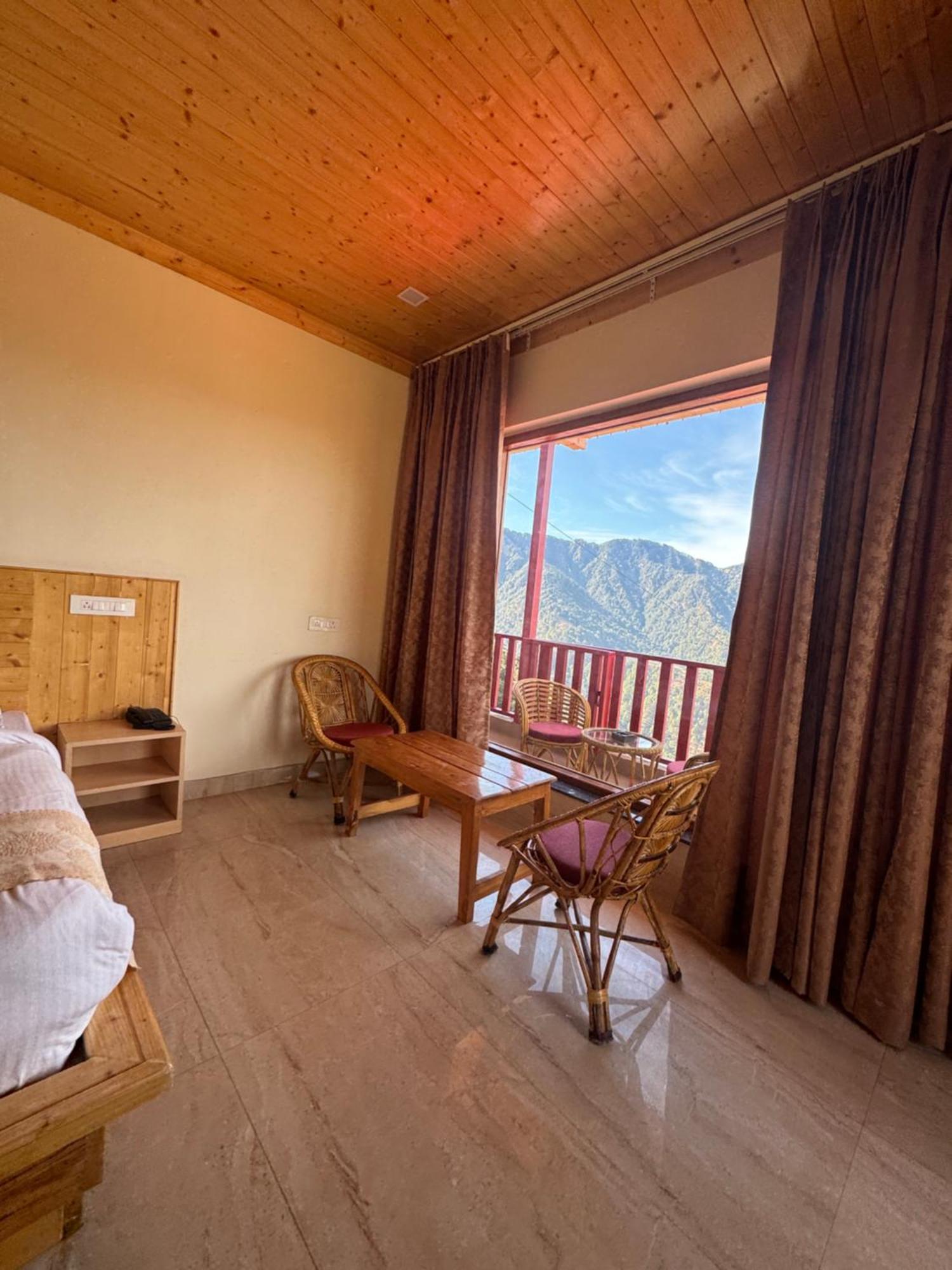 The Vintage Hill Village - Himalayan Boutique Resort Kanatal Buitenkant foto